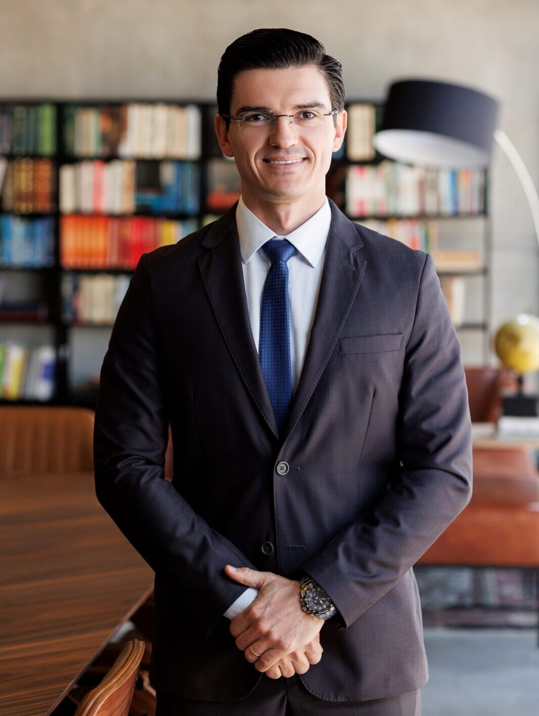 DR. RICARDO GADOTTI MARTINS
